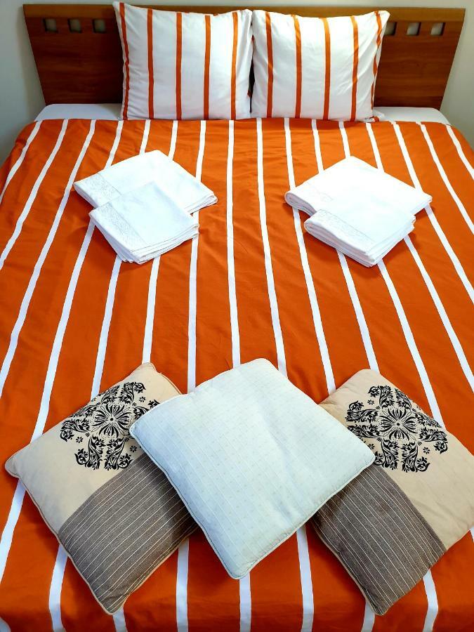 Exceptional Uzupis Bridge 3 Bedroom Apartment VNO Extérieur photo
