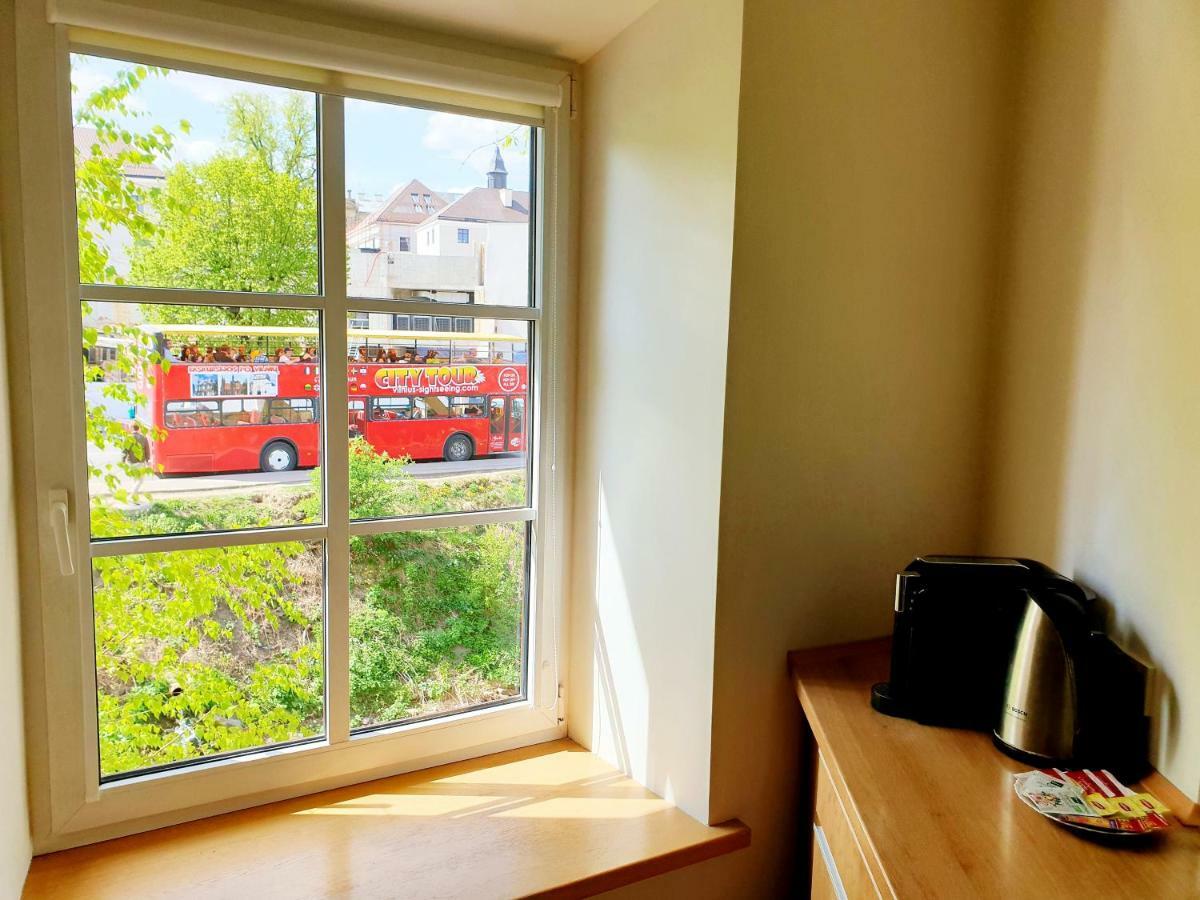 Exceptional Uzupis Bridge 3 Bedroom Apartment VNO Extérieur photo
